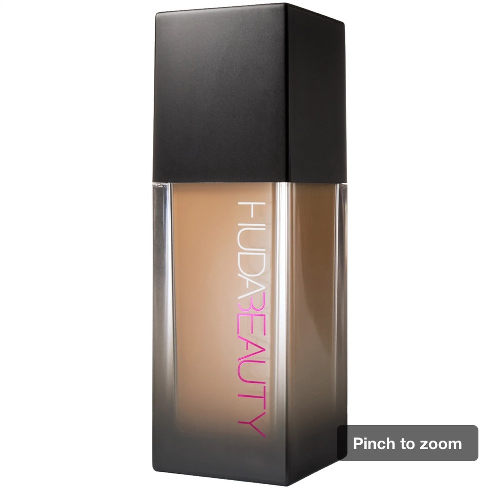 HUDA Beauty foundation